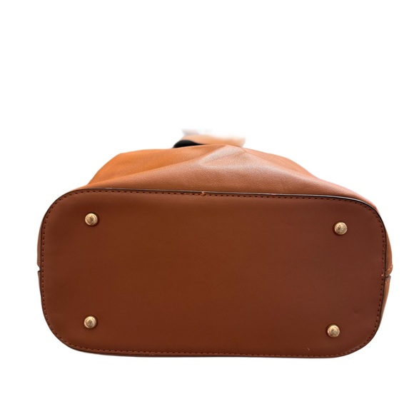 BROWN BUCKET CHAIN  BAG NWOT - Picture 6 of 6